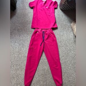 FIGS ultra rose scrub set